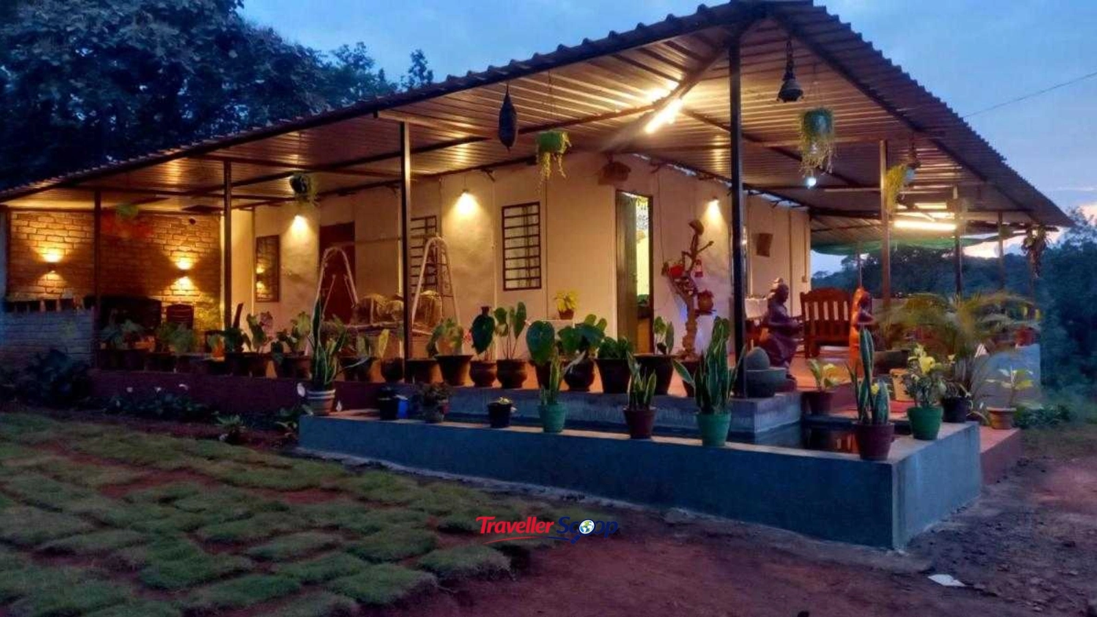 Coorg coffee plantation homestay with misty hills