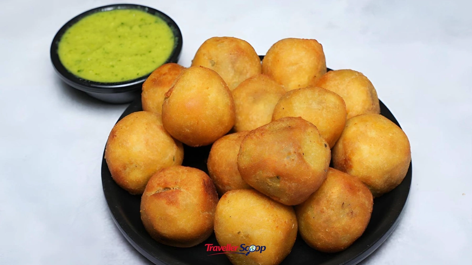 Famous street food in Surat – Ponk Vada made with tender jowar grains,
