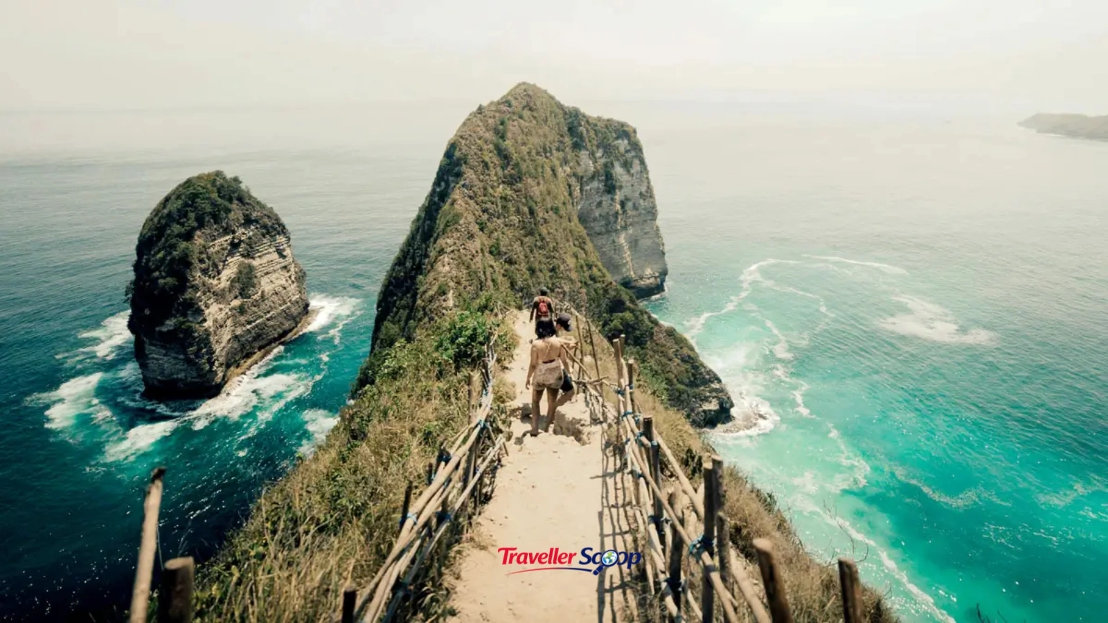 Kelingking Beach viewpoint in Nusa Penida, a budget beach destination near Bali Kelingking Beach viewpoint in Nusa Penida, a budget beach destination near Bali