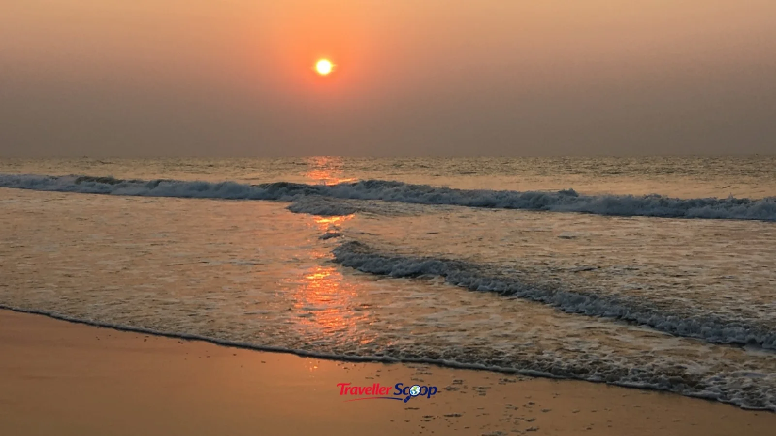 Puri beach at sunrise, a classic weekend trip from Kolkata by train